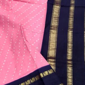 R520/02 Handloom Handknot Cross Cont